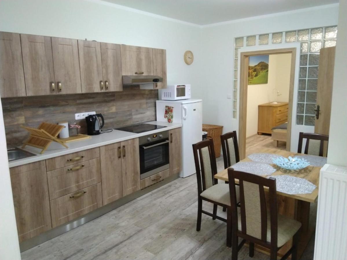 Apartmany Marie 야히모프 외부 사진